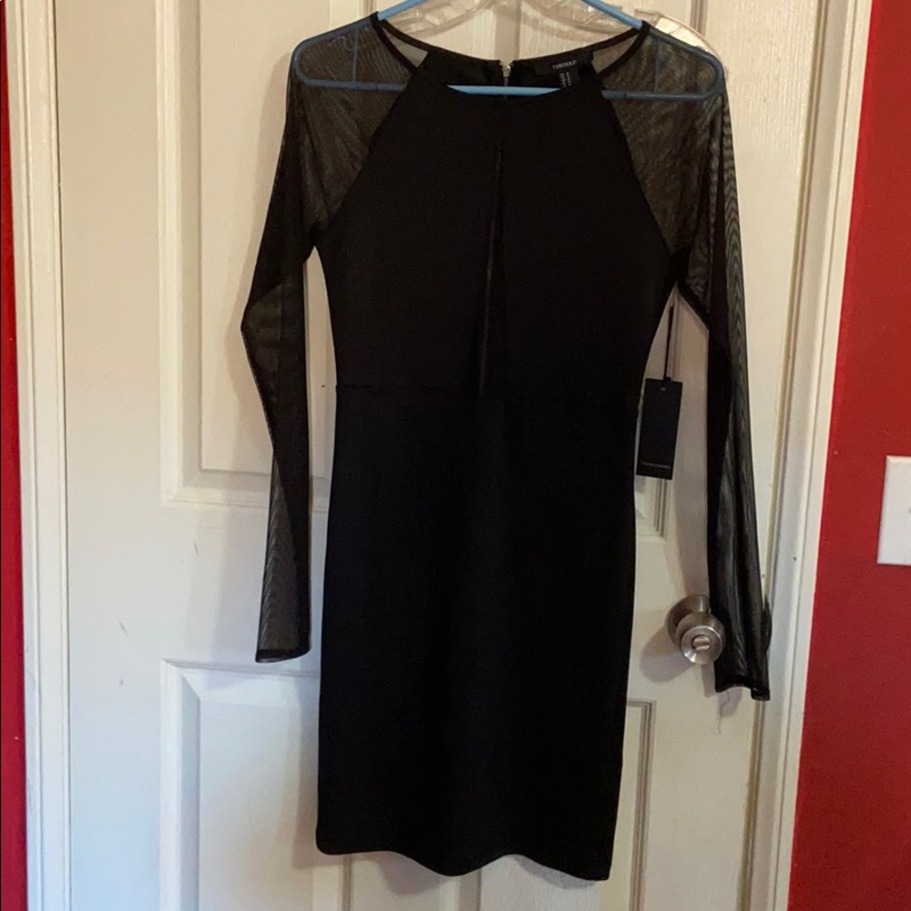 Fitted black dress